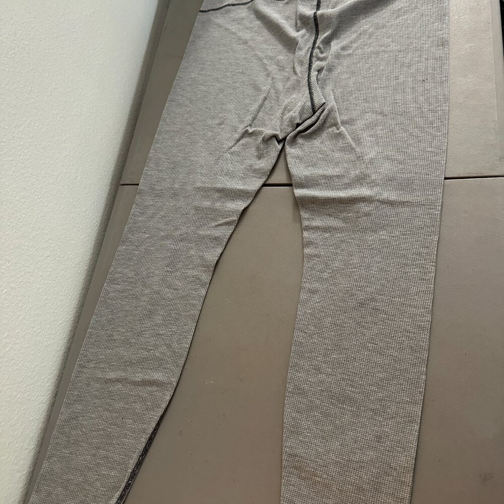 Fabletics Waffle Legging - Picture 6 of 6